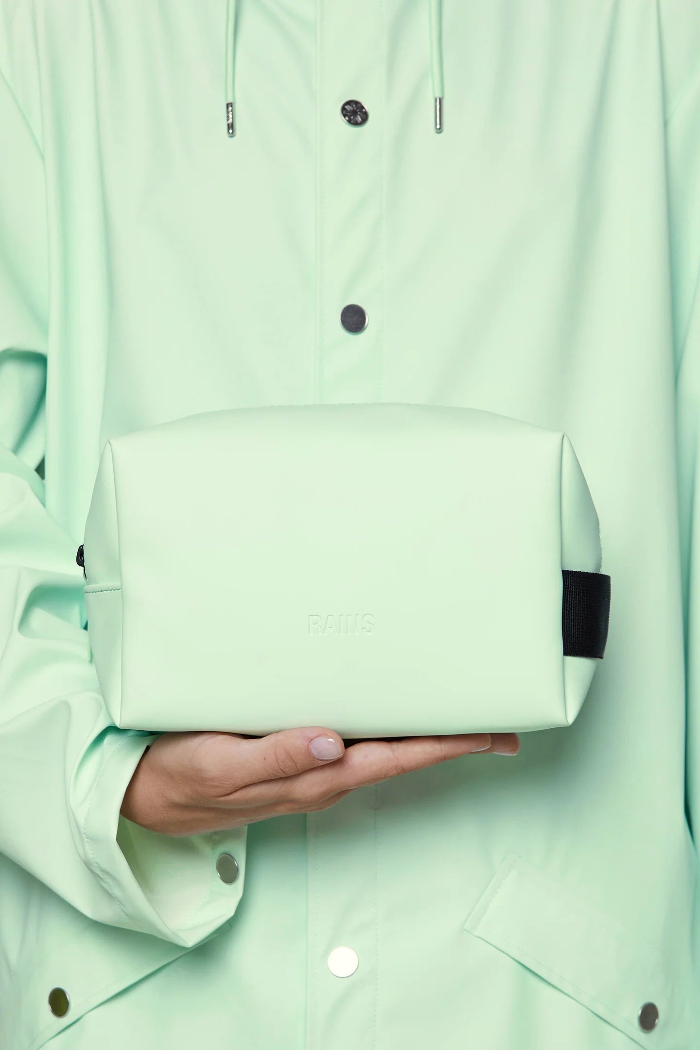 15580 - Wash Bag Small