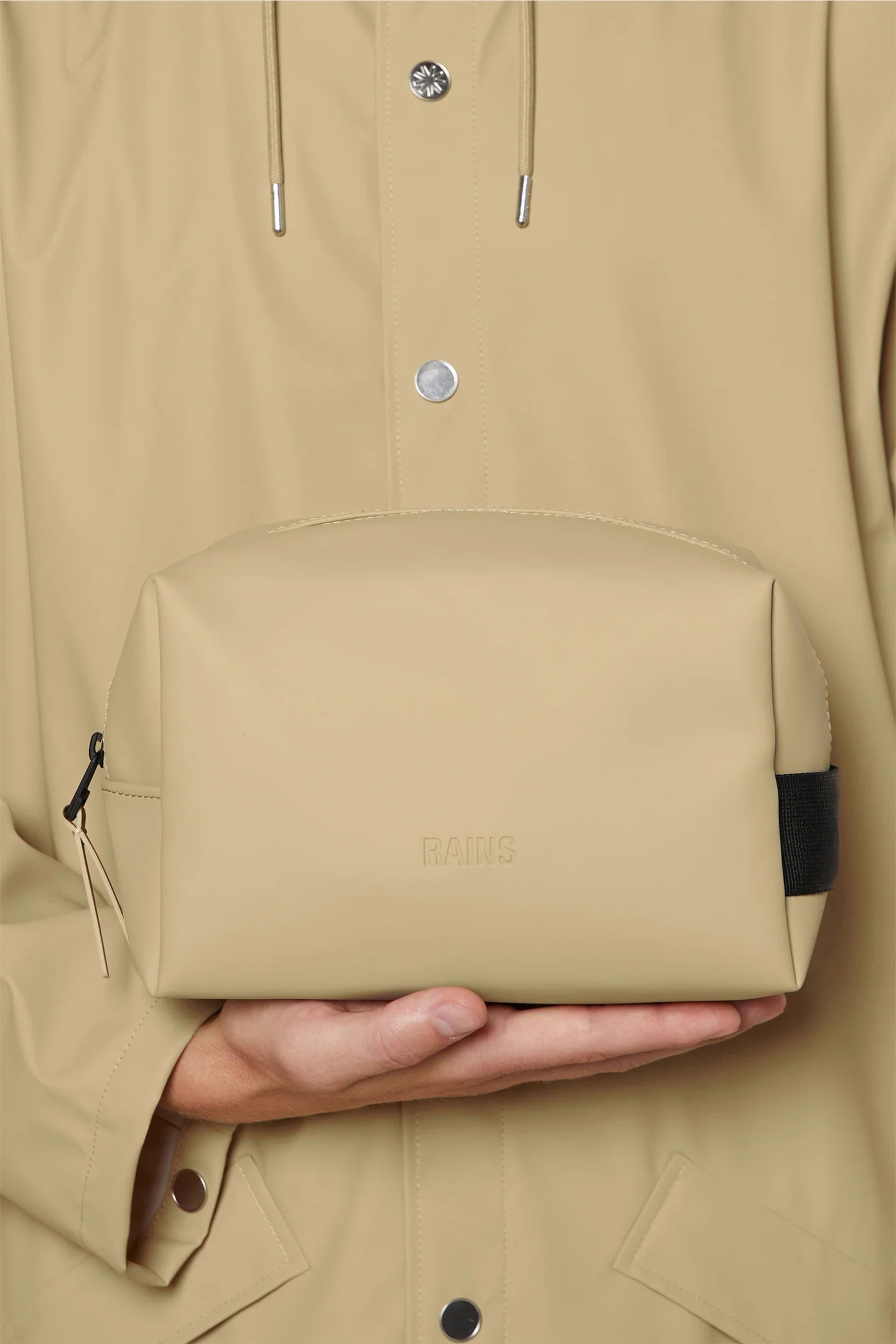 15580 - Wash Bag Small.