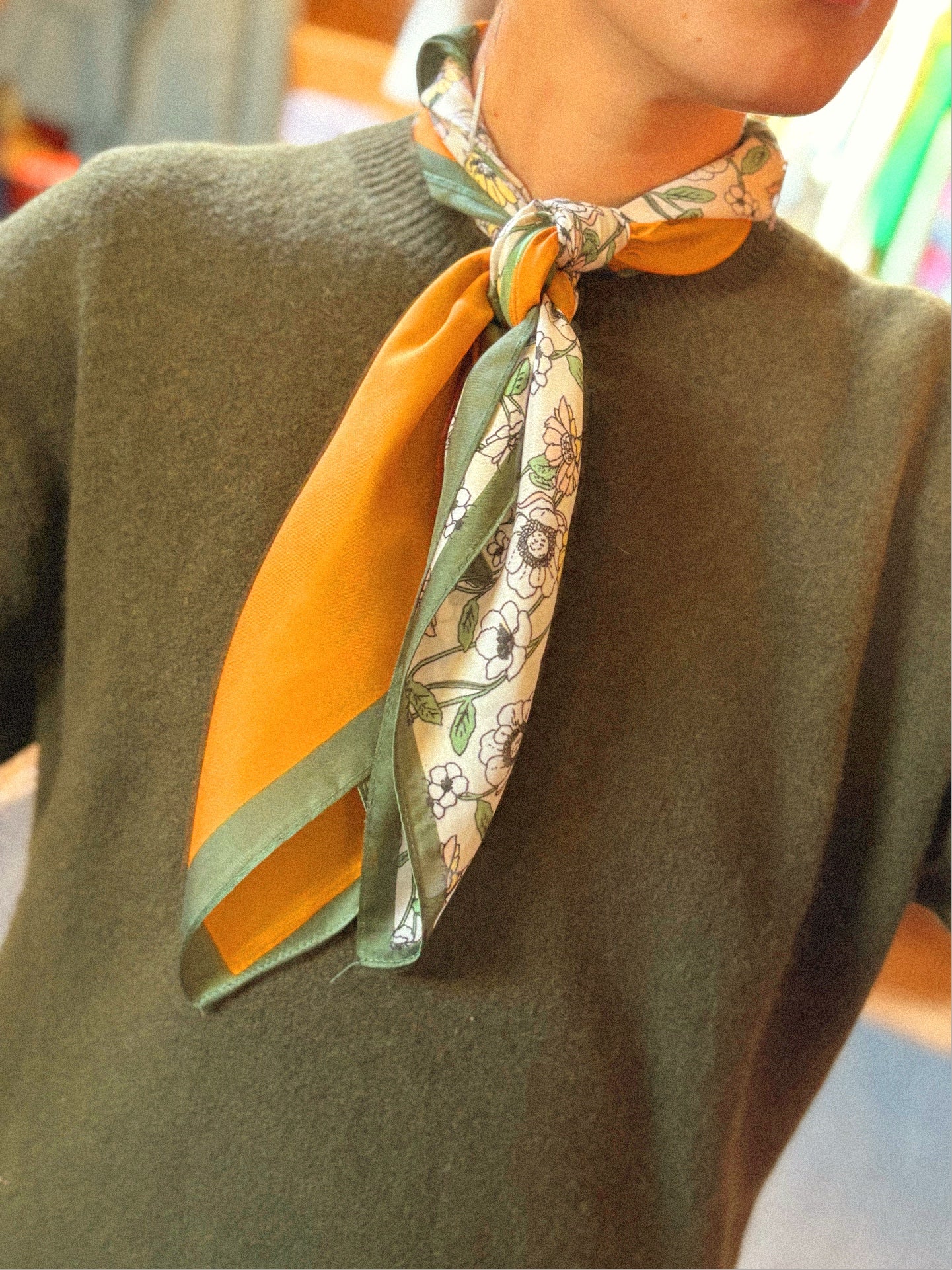 Pañuelo estampado.