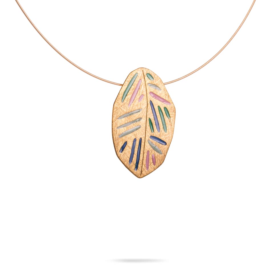 Collar Luma.