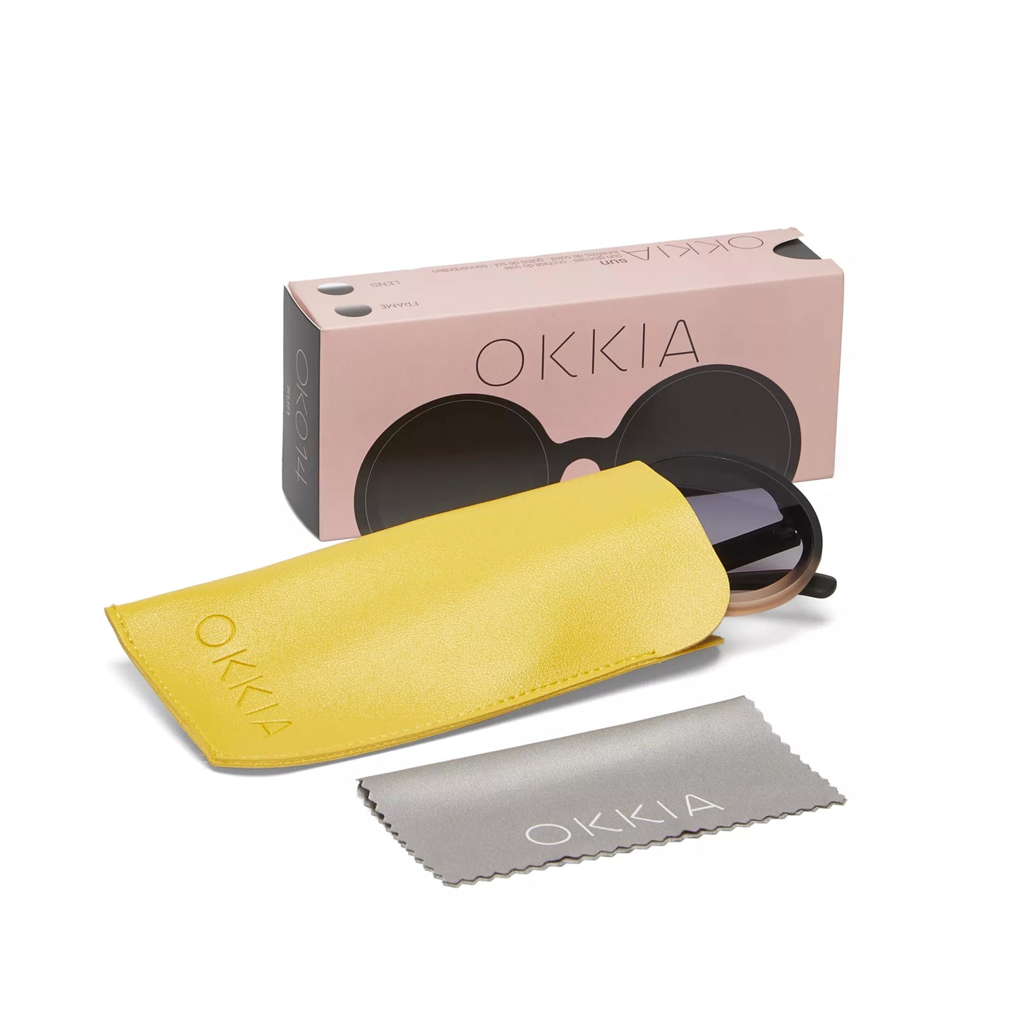 Mónica OKKIA.