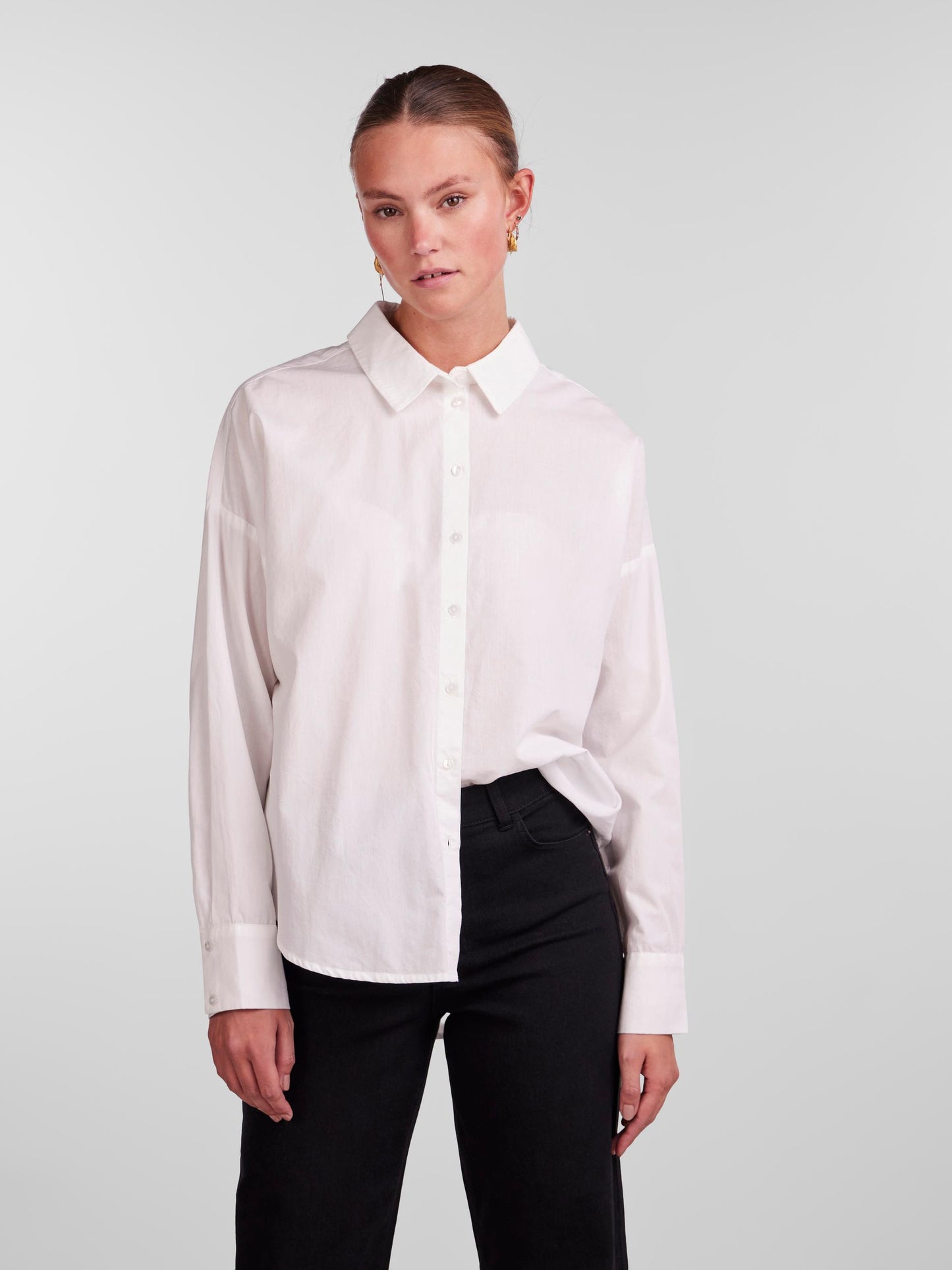 Camisa básica.