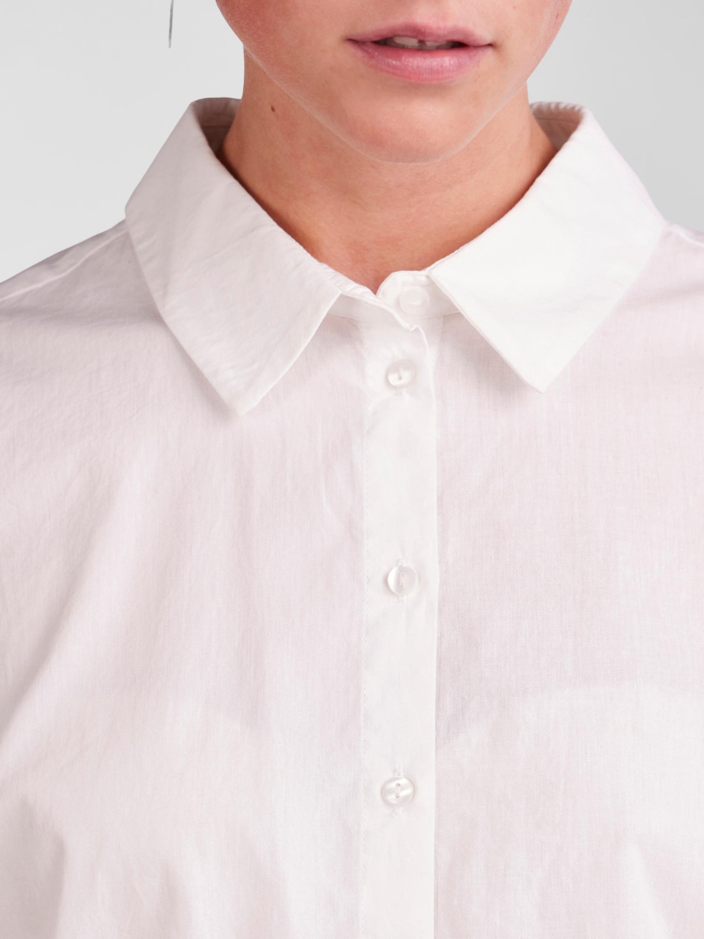 Camisa básica.