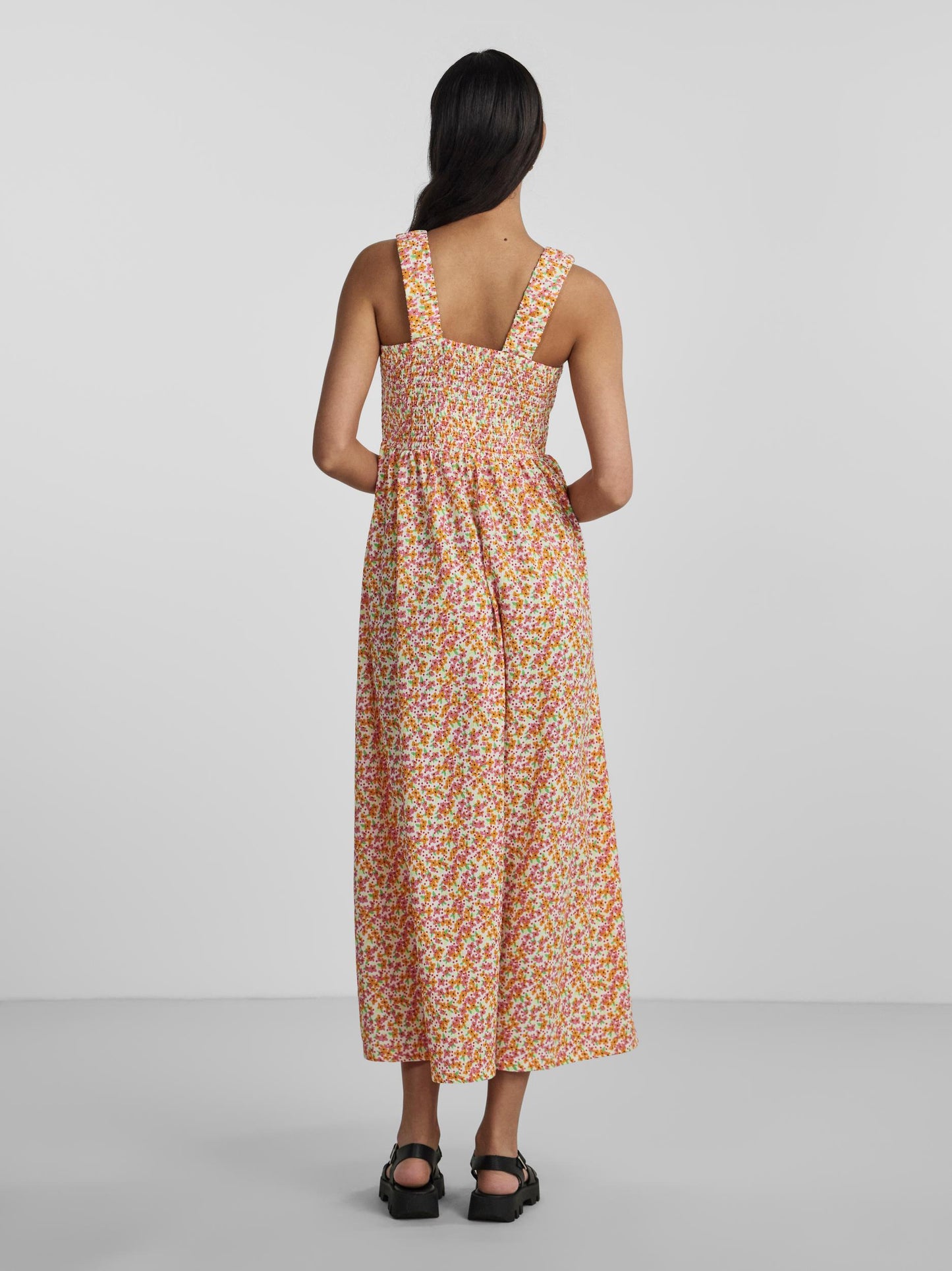 Vestido maxi estampado.