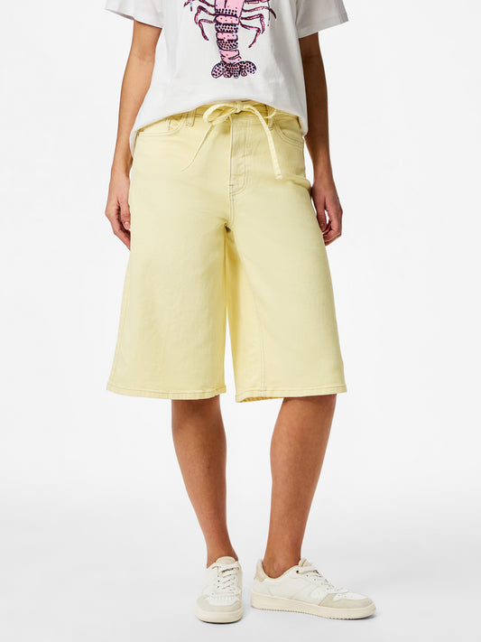 Pantalón jorts.