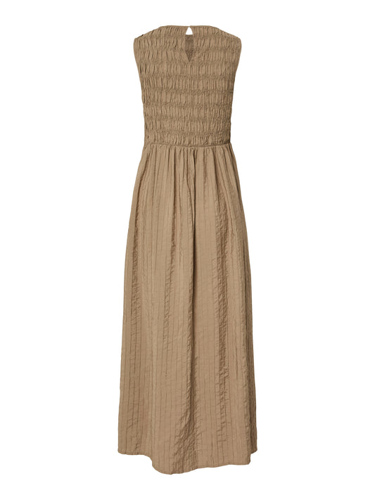 Vestido nido de abeja.