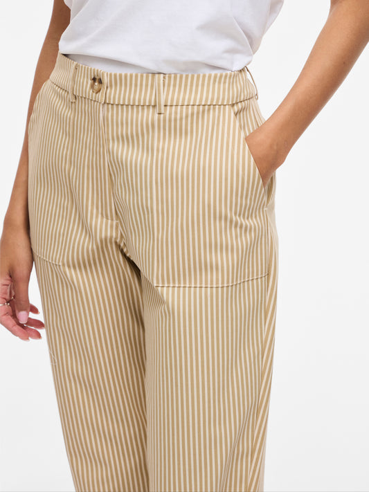 Pantalón.
