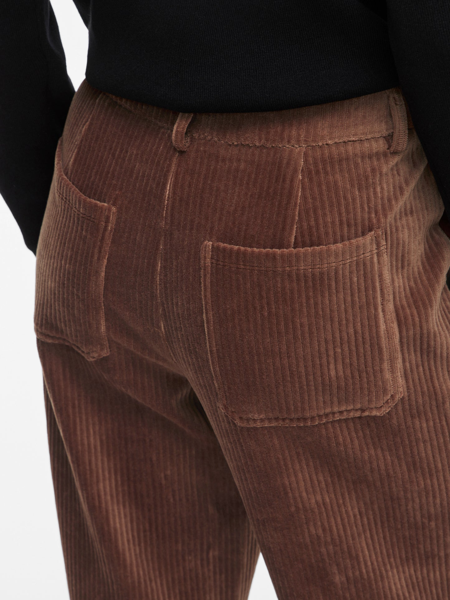 Pantalón pana.
