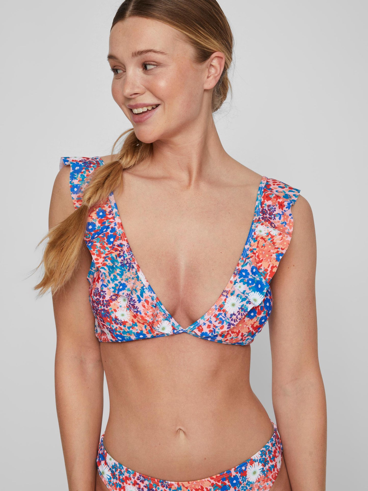 Top bikini volantes.