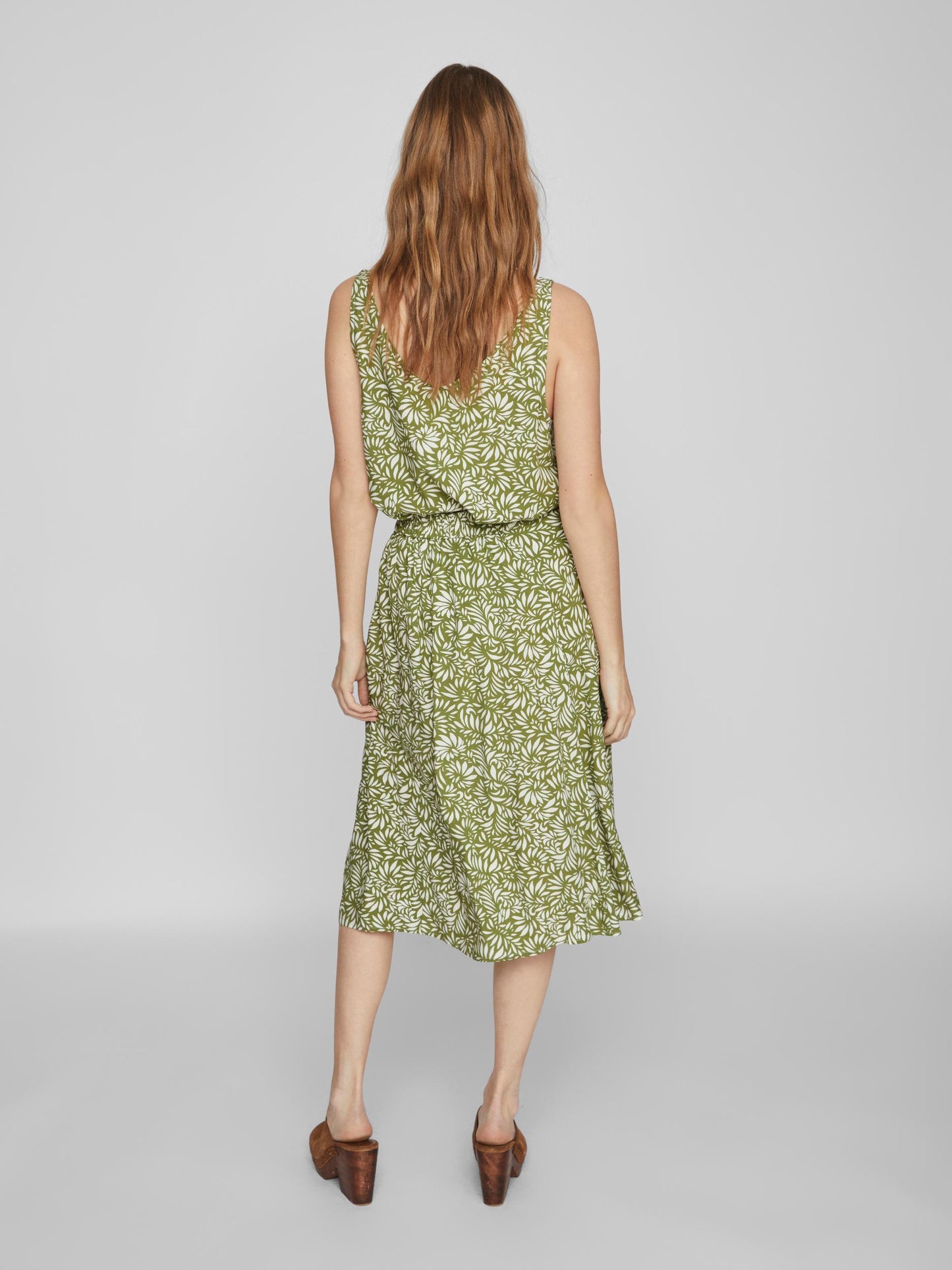 Falda estampado floral.