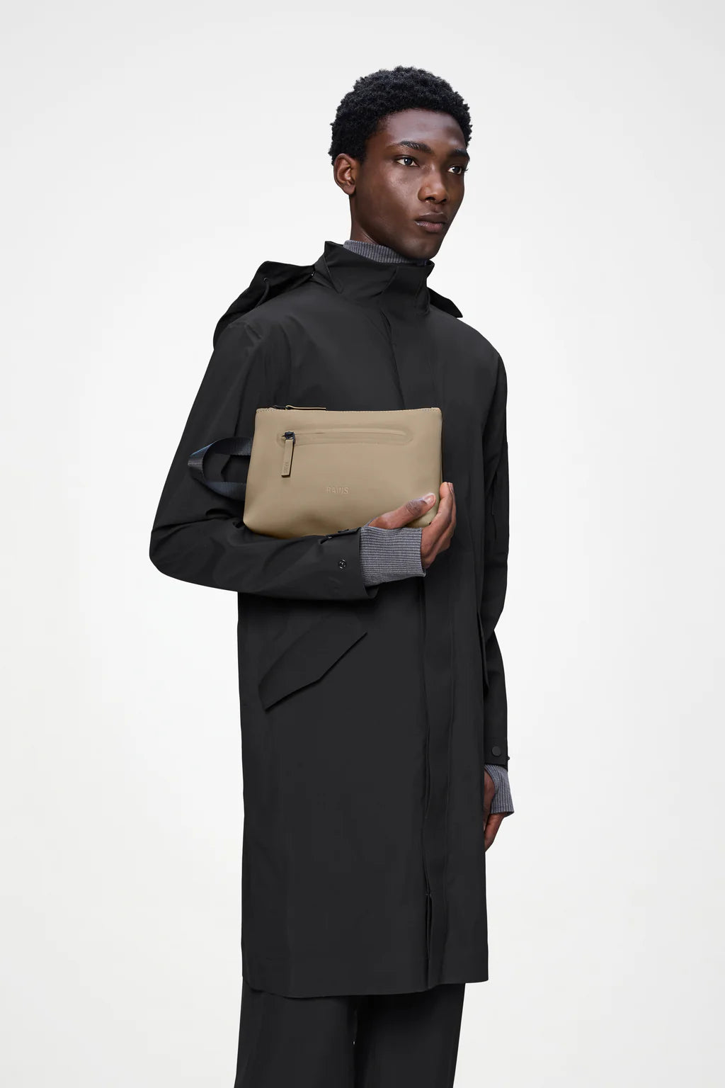 16250 - Cosmetic bag zip.