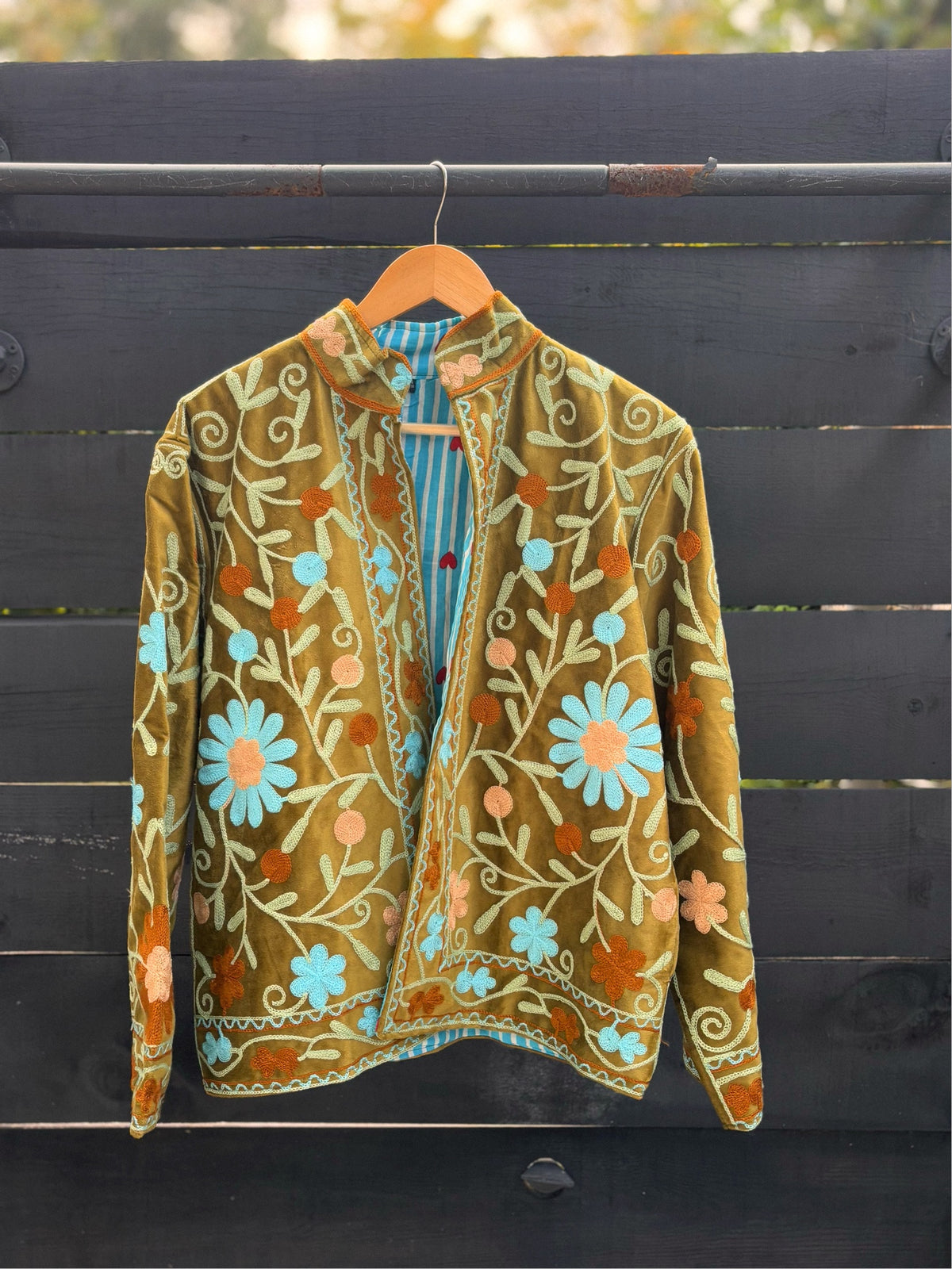 Chaqueta 100% algodón terciopelo.