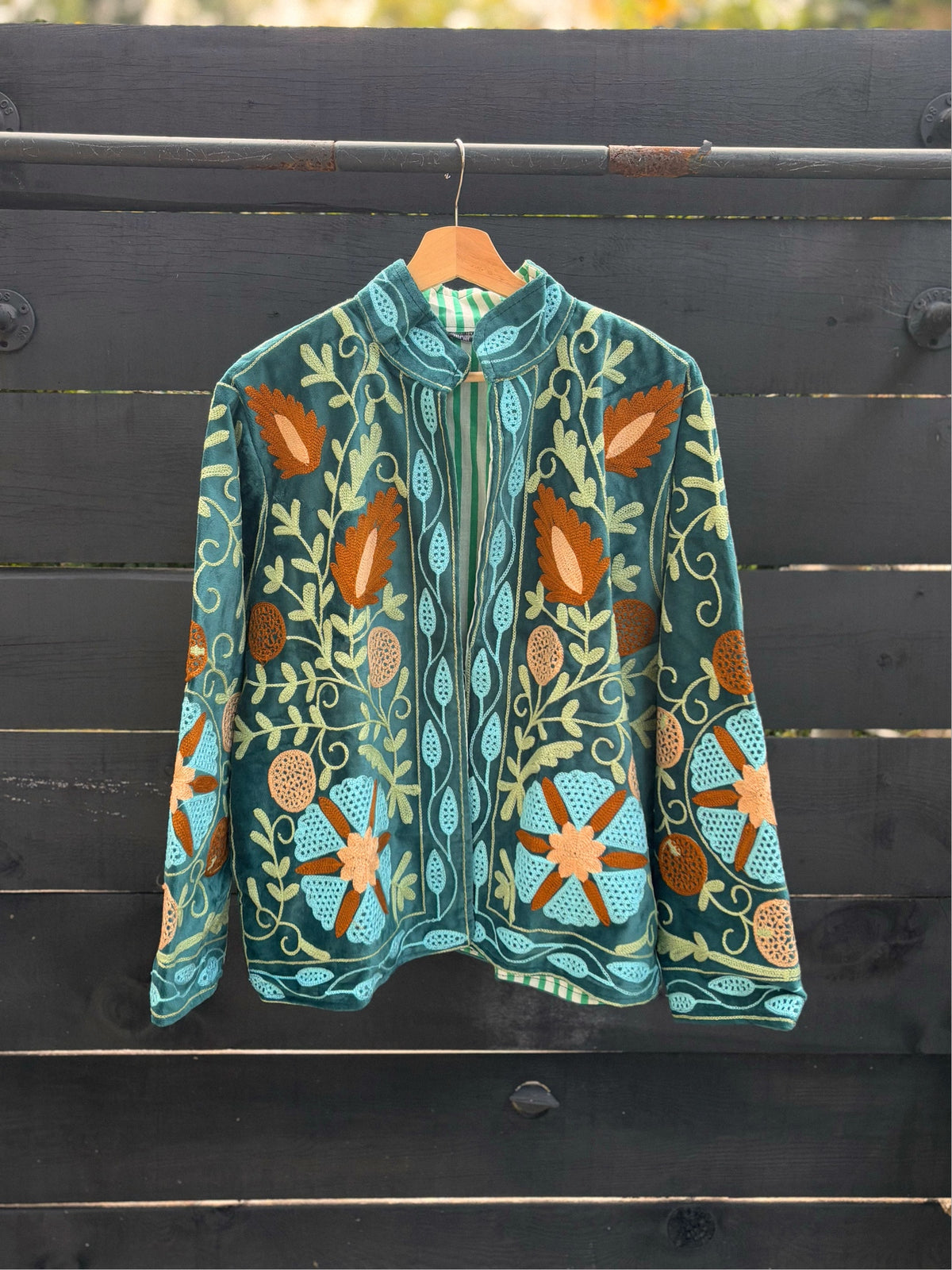 Chaqueta 100% algodón terciopelo.