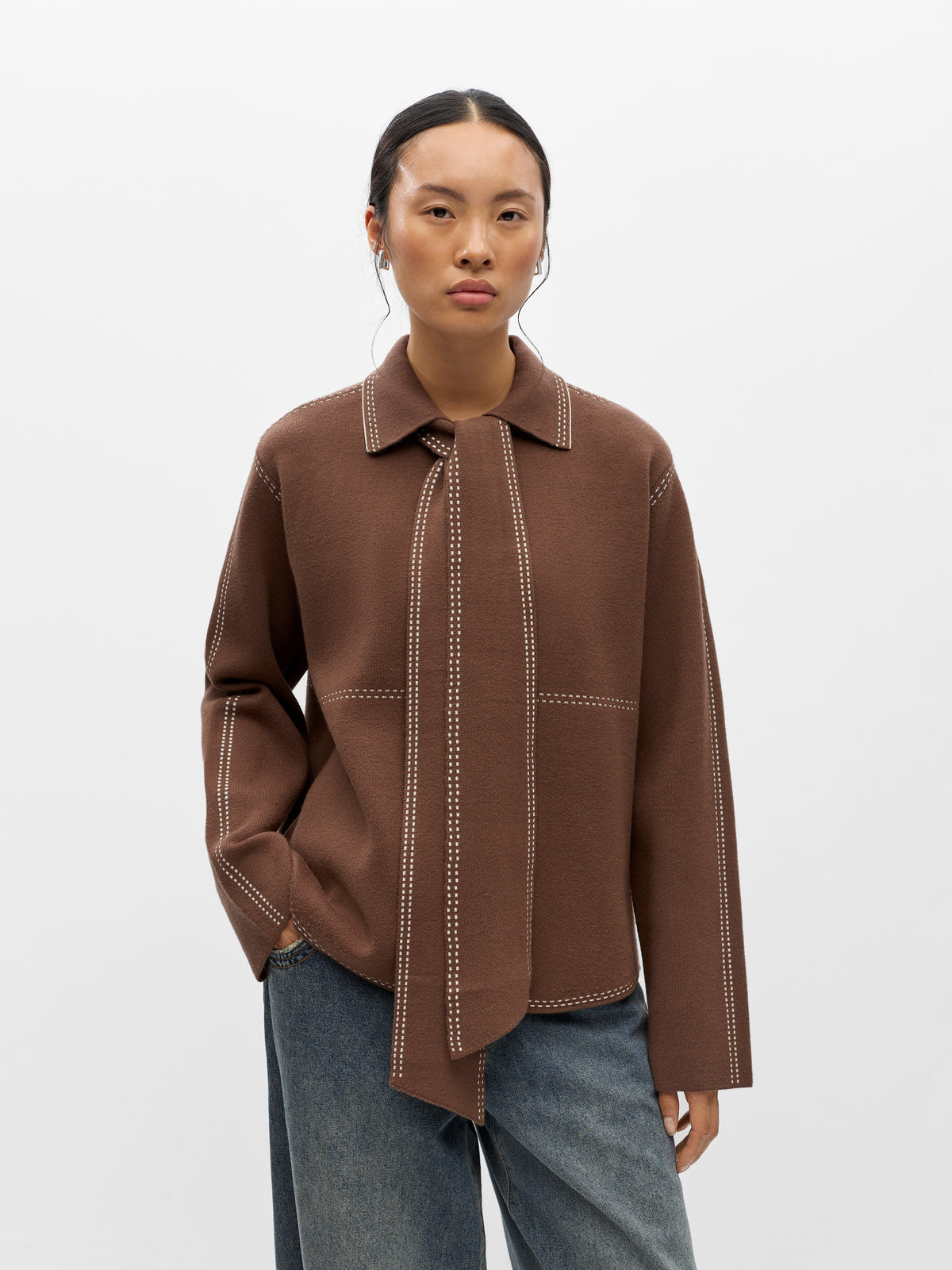 Chaqueta lazada.