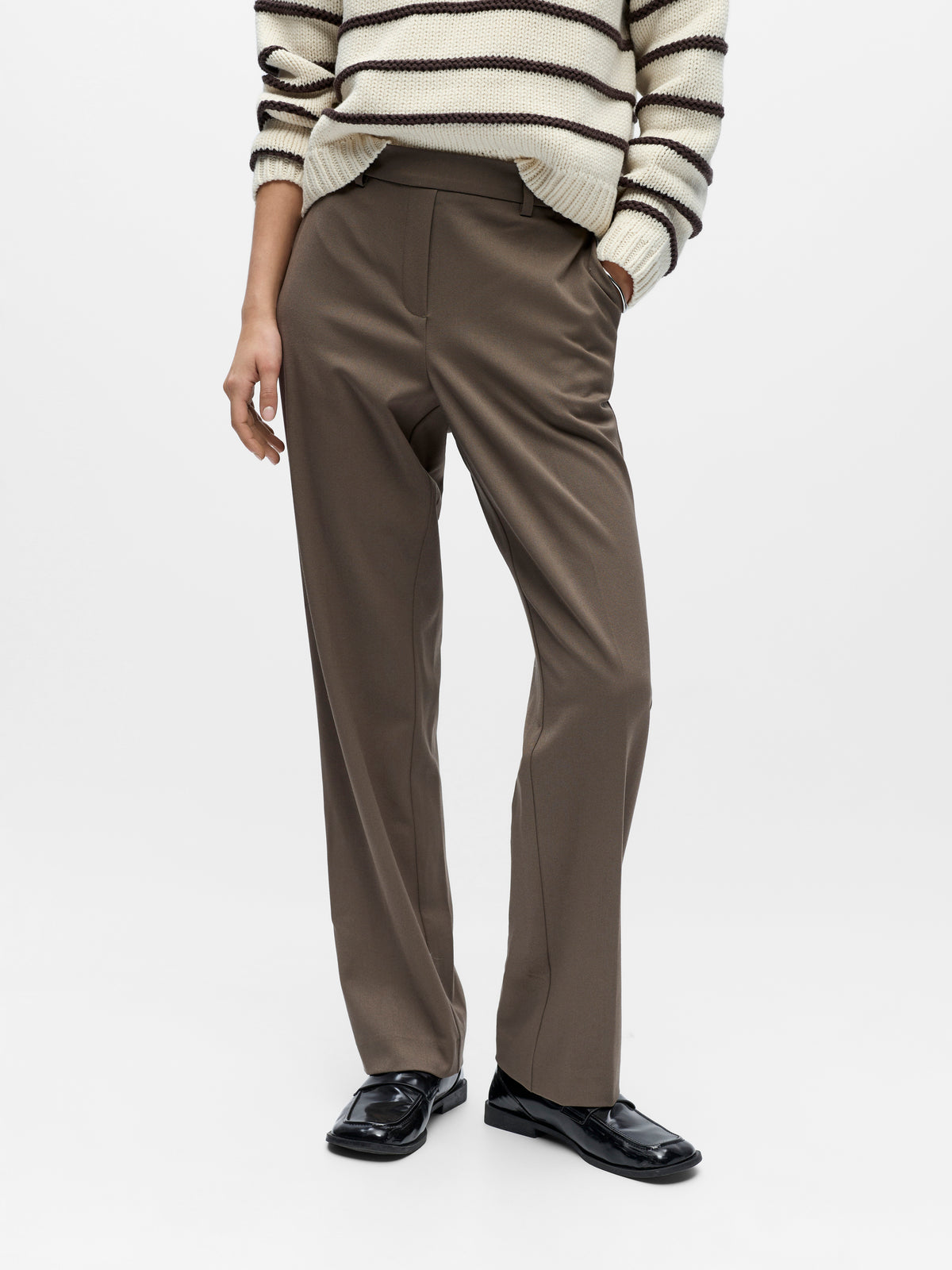 Pantalón lisa.