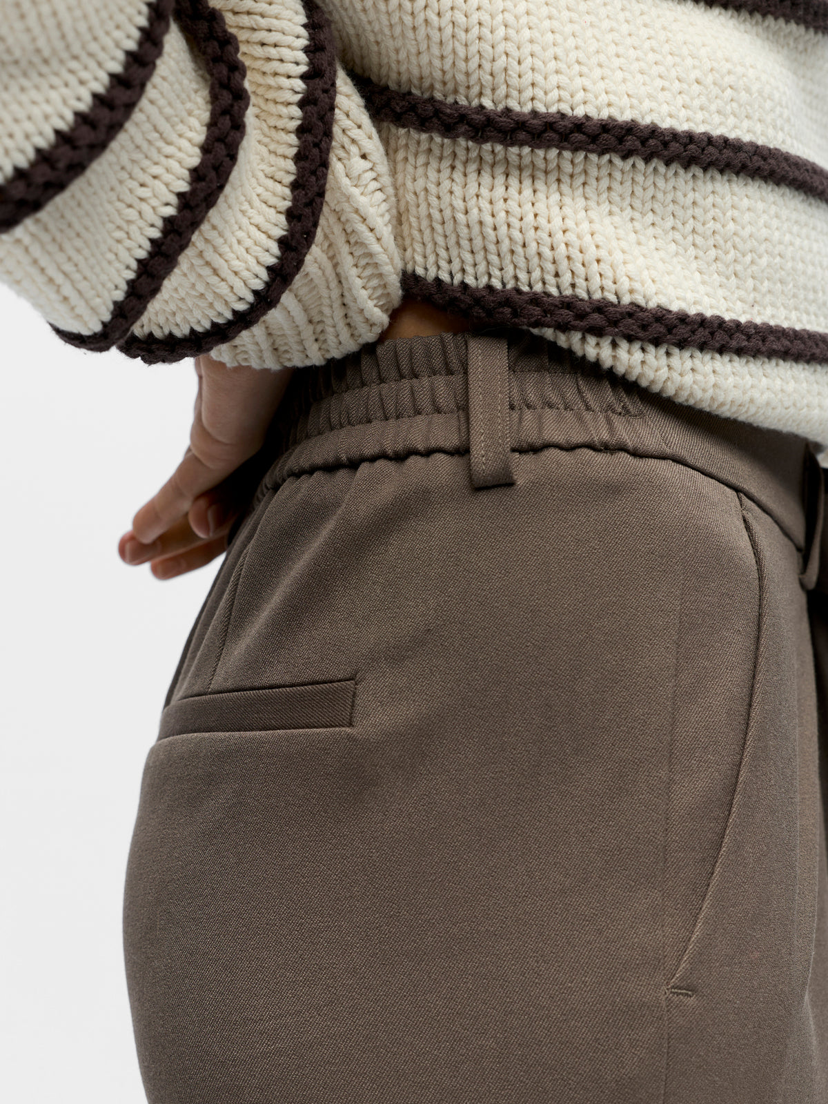 Pantalón lisa.