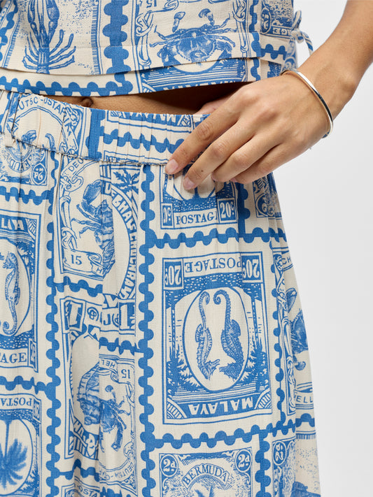 Pantalón estampado.