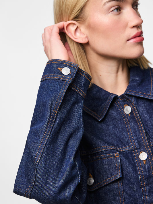 Chaqueta denim.