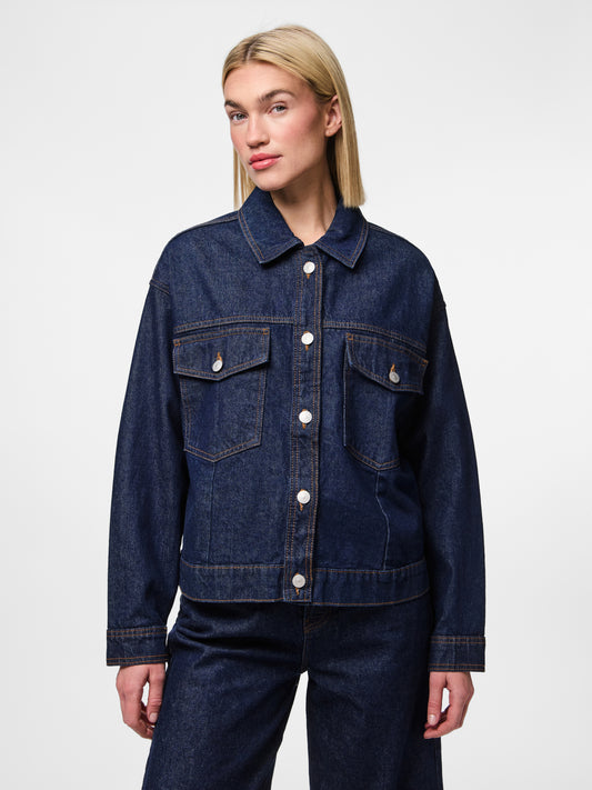 Chaqueta denim.