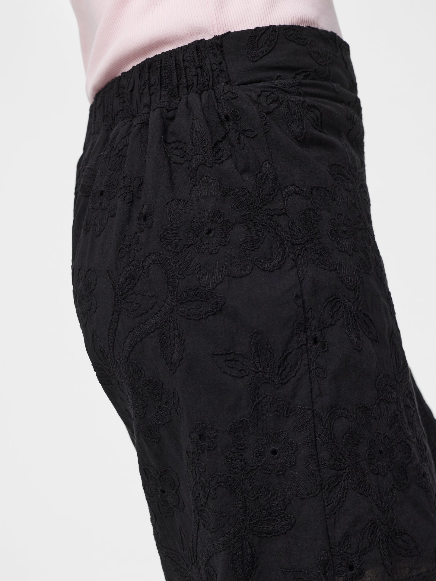 Pantalón algodón.