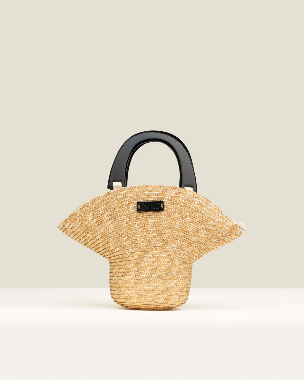 Bolso sombrero.