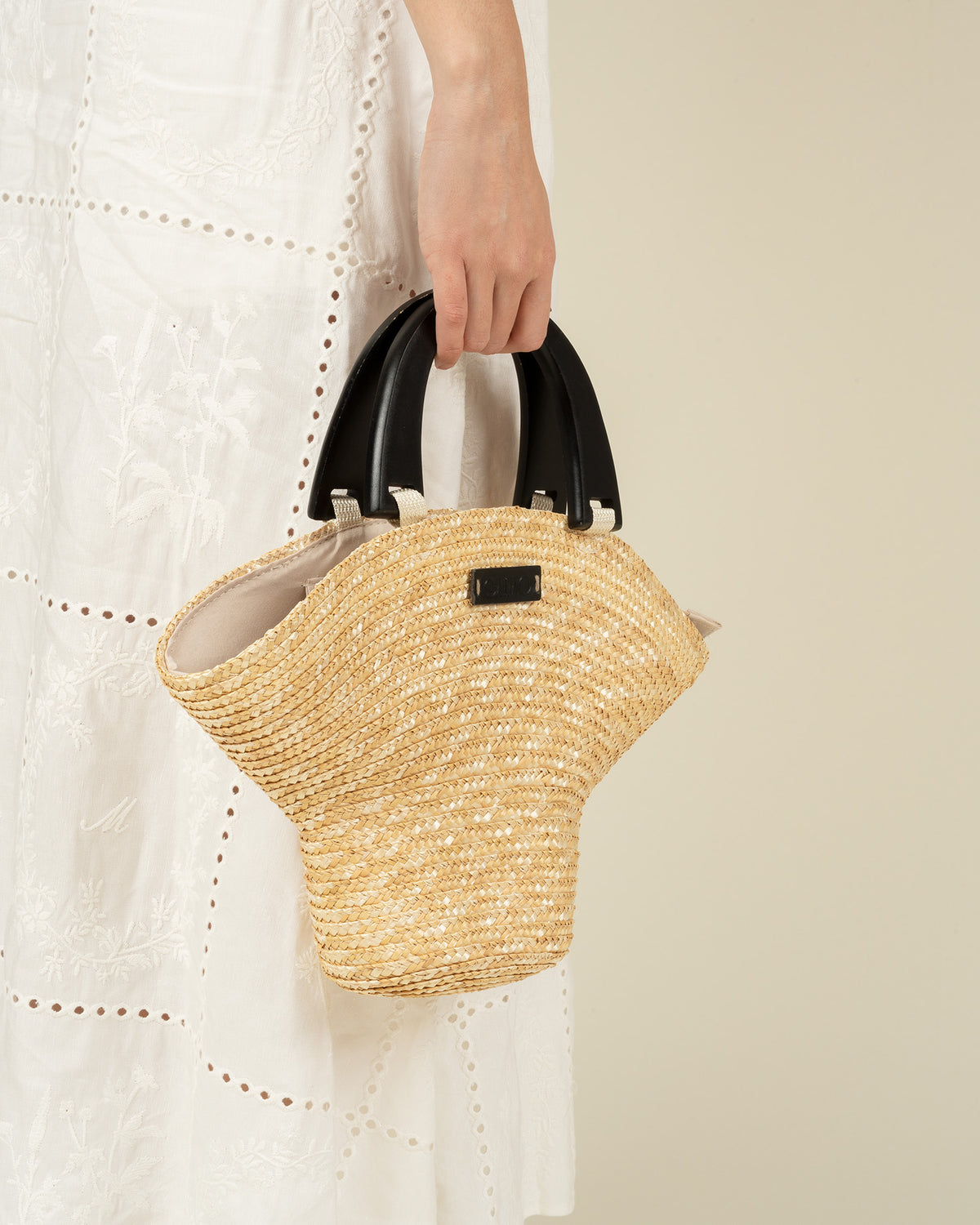 Bolso sombrero.