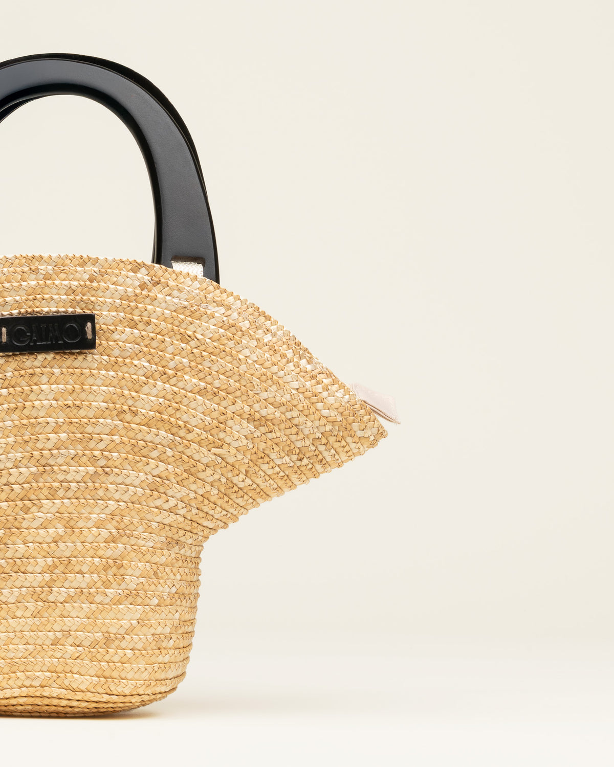 Bolso sombrero.