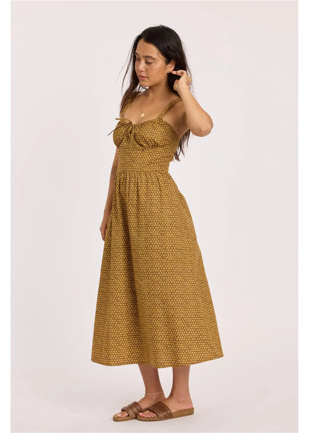 Sunspell woven tank.