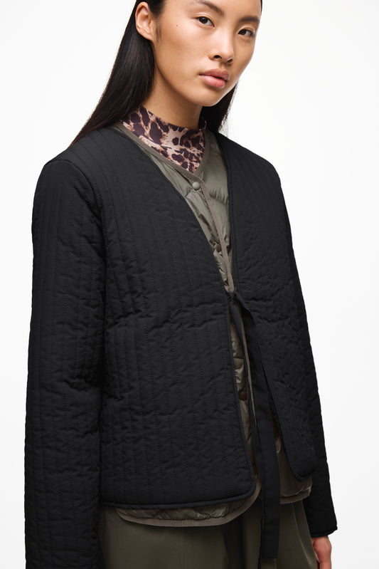Chaqueta lazada.