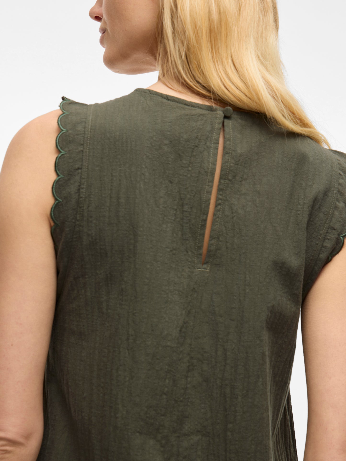 Vestido algodón.