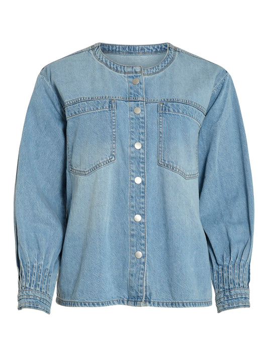 Camisa denim.